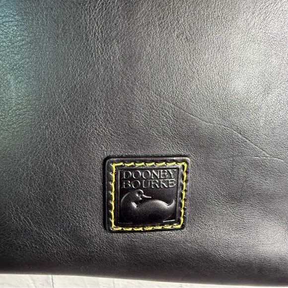 DOONEY & BOURKE Florentine Black Twist Strap Zipper Hobo Bag Purse - Picture 3 of 12